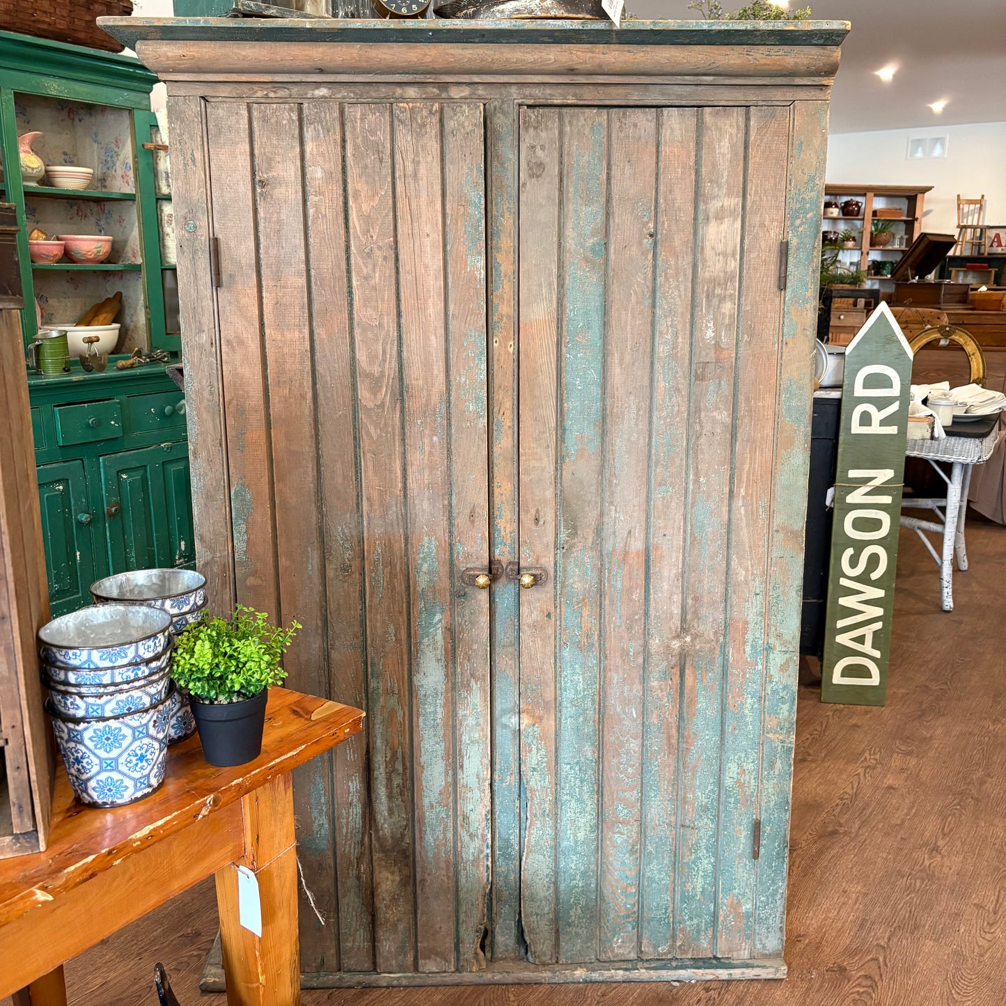 Green Rustic Chippy 2 Door Cabinet