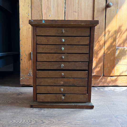 Little Set of Drawers