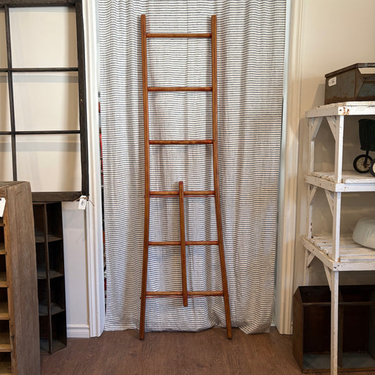 Red Apple Ladder